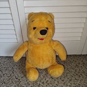 Vintage Winnie The Pooh Plush Bear Toy 1996